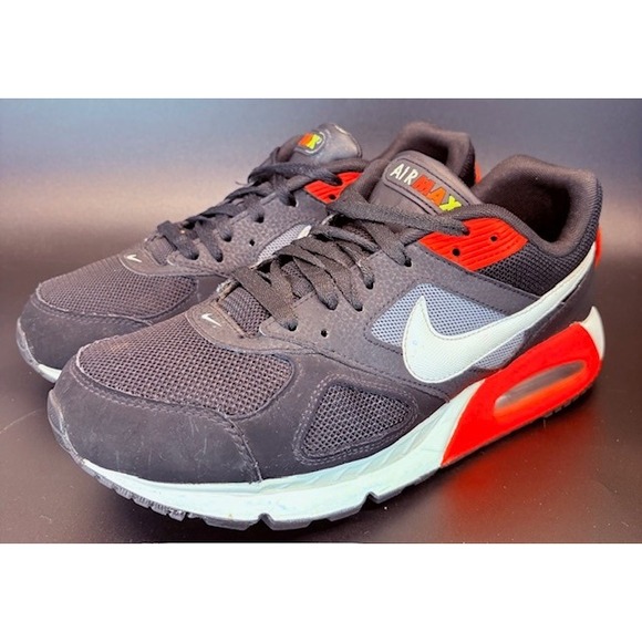 Nike Air Max IVO Obsidian Black Crimson Mens Sneakers size 10.5 running - Picture 1 of 12